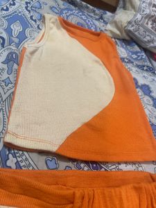 Cute Orange &amp; Beige Set