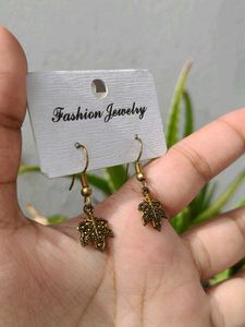 Nature-Inspired Leaf Dangle Earrings Set