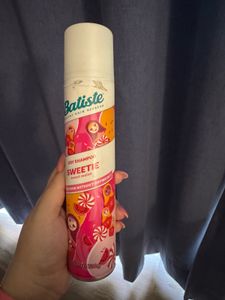 Batiste Sweetie Dry Shampoo