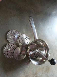 Pooran Poli Saacha (With 5 fittings)
