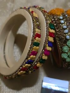 Multicolour Kangan And Earrings