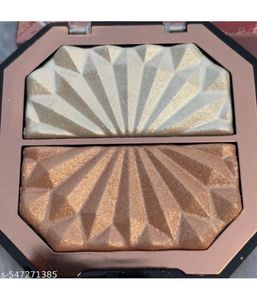 HUDA Beauty Highlighter