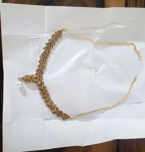 Elegant Gold Necklace