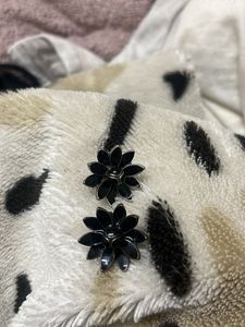 Black Flower big Stud Earrings