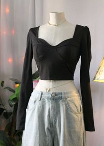 Black Long Sleeve Crop Top