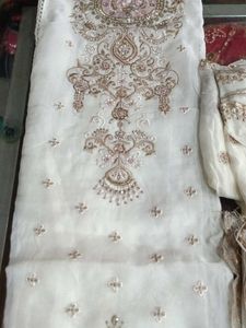Elegant Embroidered Salwar Kameez 1300 Price Hai
