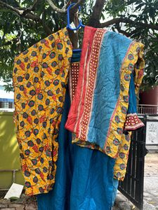 Kurtha Top, Shawl, Pant