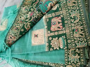 Gorgeous Green &amp; Teal Sari, Without Blouse