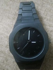 a watch full black and very light weight