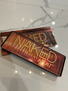 ⭐️Urban Decay⭐️ Naked HEAT Eyeshadow