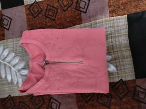 Used Sweater Good For Nrml Winter Bust 30/32