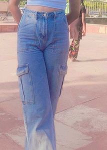 Cute Cropped Tee &amp; Denim Skirt Set