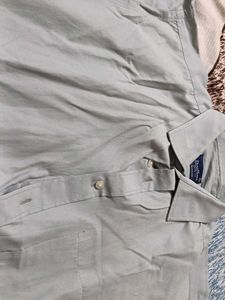 dutch harbour shirt minimal use in good condition