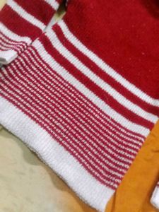Cute Red &amp; White Striped Sweater