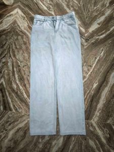 Light Wash Straight Leg Jeans