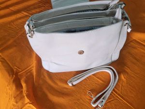 ladies handbag 👜