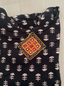 Black Print Top