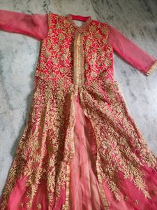 Lahenga/ Ethnic Gowns