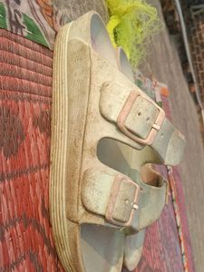 Comfy Slides - Great Condition