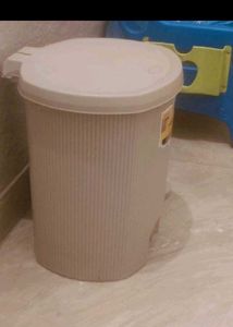 Dustbin