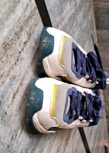 Mode By Red Tape Shoes