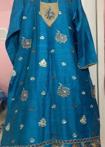 High Collared Embroidered Kurti In Cotton Silk, M