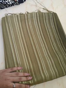 Elegant Striped Saree With Sequin Blouse Piece