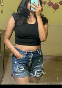 Woman Short