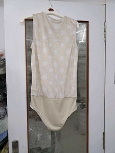 Elegant Sleeveless Bodysuit