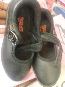 G&amp;D SCHOOL SHOES FOR GIRLS