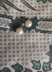 Pearl Earring