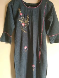 Embroidered Blue Kurta