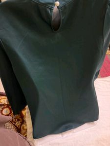 Elegant Green Long Sleeve Top