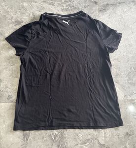 PUMA Black T-Shirt with Big Cat Outline Graphic