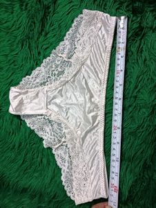 White Lace Trim Panties🖤