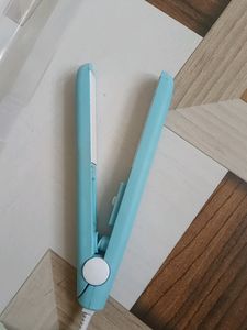 working cute mini straightner with case(pastel blue)