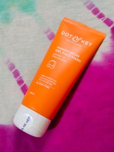 Dot & Key Mango Detan+ Face Wash