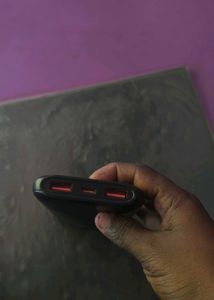 IVON Portable Charger