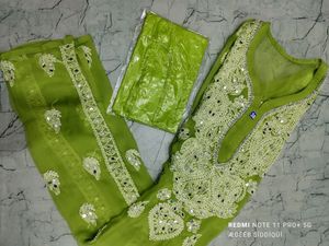 Chikankari Kurti With Inner