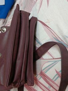 Stylish sling bag