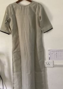 Embroidered Kurtaset- Kurta with leggings