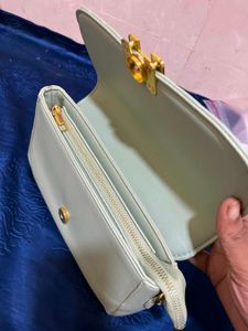 Women Trendy Handbags ✨