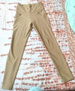 High-Waisted Super Stretchable Jeggings Pant