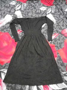 Elegant Black Midi Dress