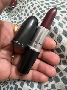 New MAC Matte Lipstick - Diva