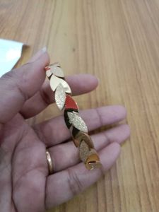 Golden Bangle Bracelets - KIYU ZIYU