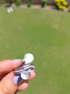 Elegant Silver Ring