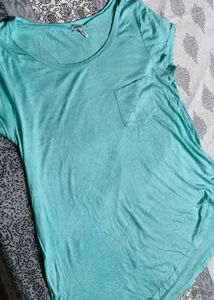 Splendid Women Green Cotton Mix Pocket Tshirt