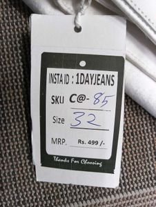 🥰C@85 Size-32 Straight Jeans