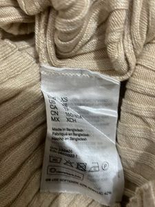 H&amp;MRibbed Knit Long Sleeve Top